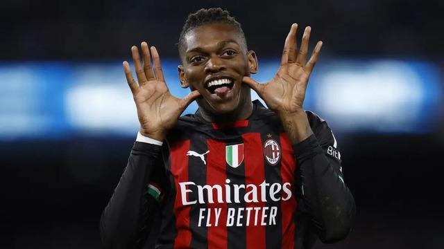 Galatasaray, Rafael Leao Transferini Resmen KAP’a Bildirdi