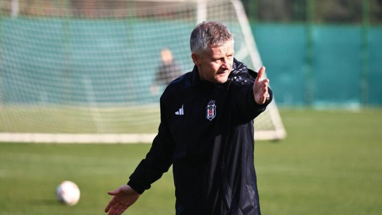 Beşiktaş’ın yeni teknik direktörü Ole Gunnar Solskjaer, Ümraniye’deki mesaisine başladı!