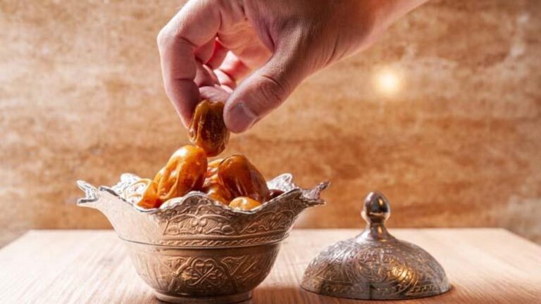 Reflü hastaları Ramazanda nasıl beslenmeli?