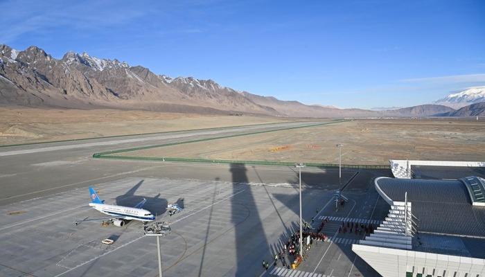 Hindistan, 24 havalimanının kapalı kalma süresini 15 Mayıs’a kadar uzattı