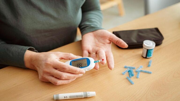 İnsülin Direnci Nedir? Belirtileri, Nedenleri ve Tedavisi Hakkında Her Şey