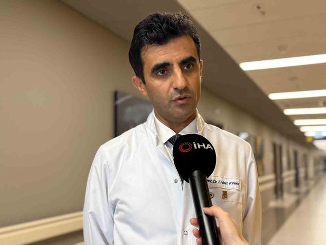 Ağrı kesici aldığı sırada başına gelenlere inanamadı! Organından oldu: