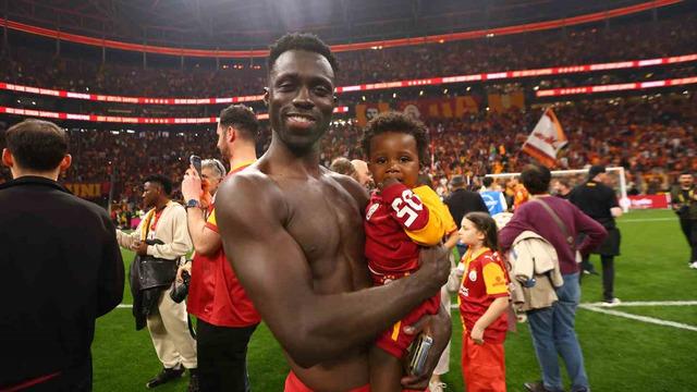 Davinson Sanchez’den ezeli rakipleri kızdıracak açıklama