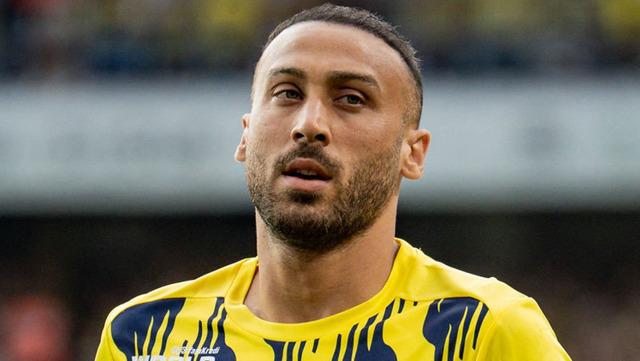Cenk Tosun yeni adresi belli oldu! Tecrübeli oyuncu 1. Lig’e transfer oldu